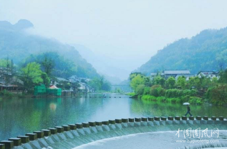  百里柳江百里画廊