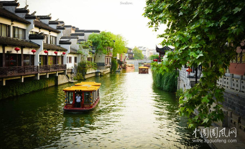  秦淮河畔