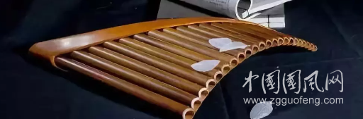 排箫落雨