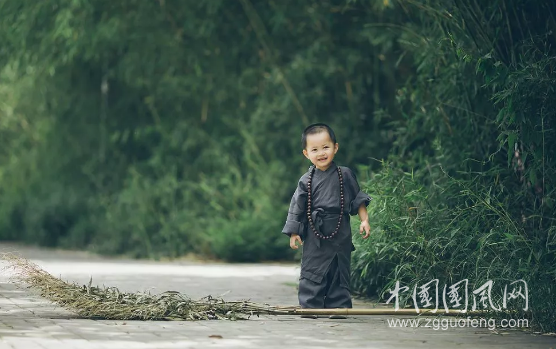  寄情山水，禅语洗心