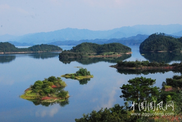 790f23bd1324146ec5379ab45696c4d6_5d5d45e21b7c470a8da6cc06d0ec79b7_th_副本.jpg