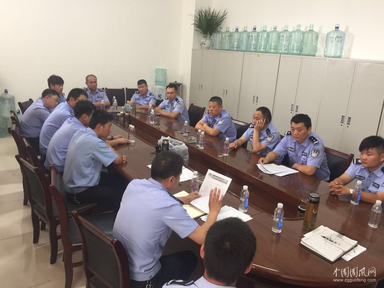 为道路行车安全守好第一道门  （文/ 牛杨 谢圣元）