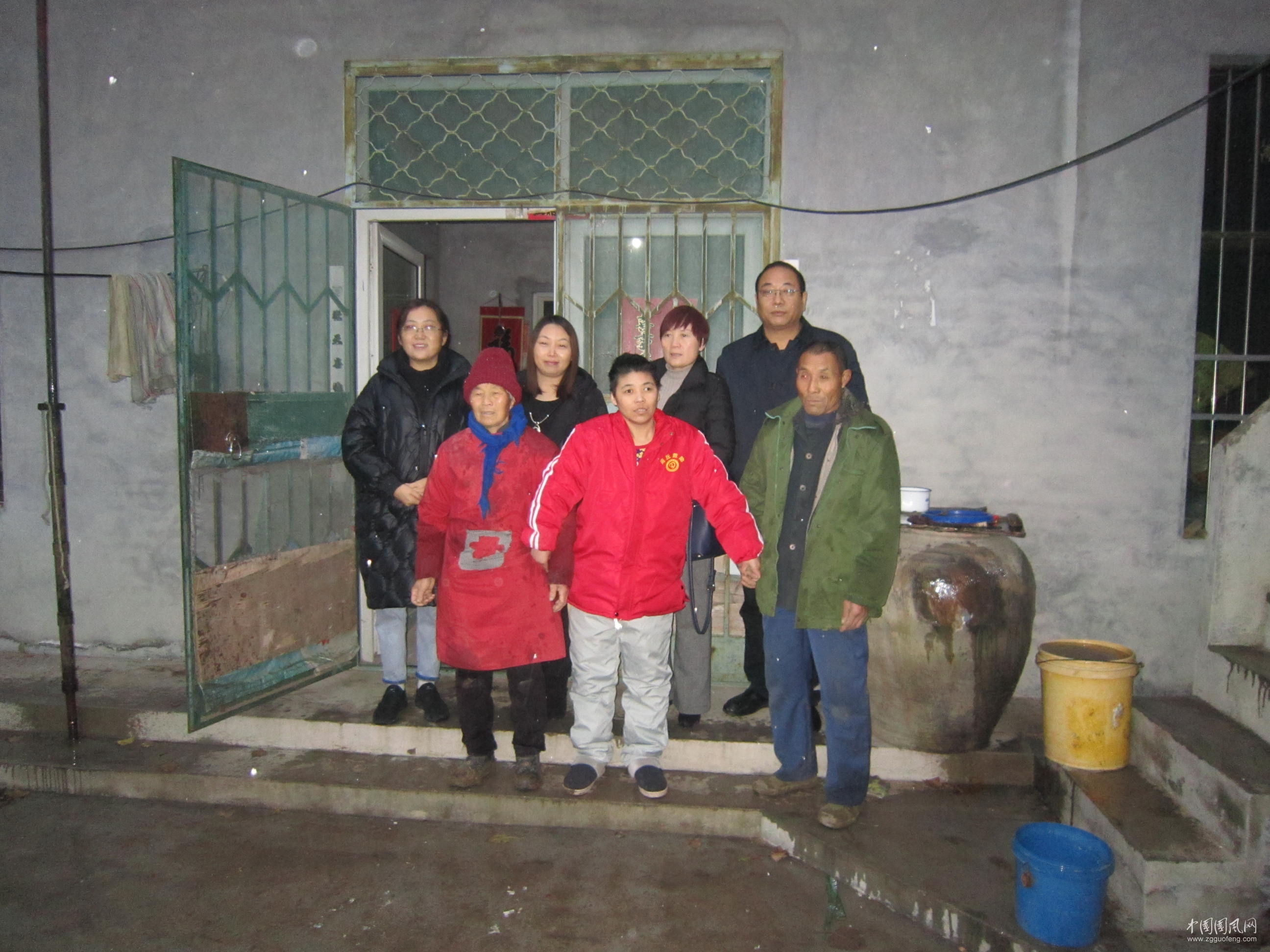 风雪交加寻亲路   离家八载踏归途
