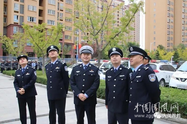 警民零距离   携手筑平安---界首市公安局举办警营开放日活动