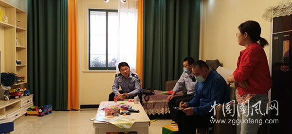  相南司法所积极联系社区，连续对六名 新入矫人员进行家访