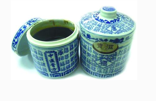 冬令进补开点膏方 服用膏滋时不宜喝茶