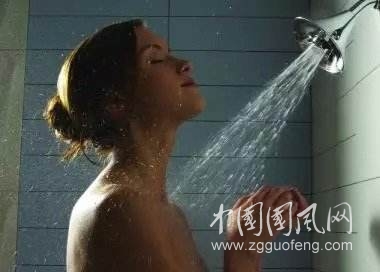 洗澡注意事项，这5种情况不能立马洗澡