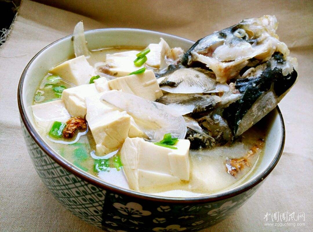 鱼头豆腐汤