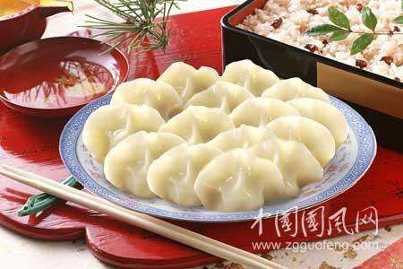 饺子怎么煮才好吃，很多人做错了难怪饺子不好吃