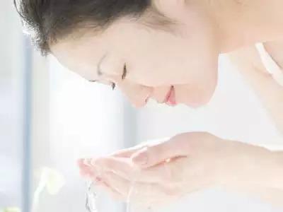 记住这9个美容方法,不化妆也能成女神!