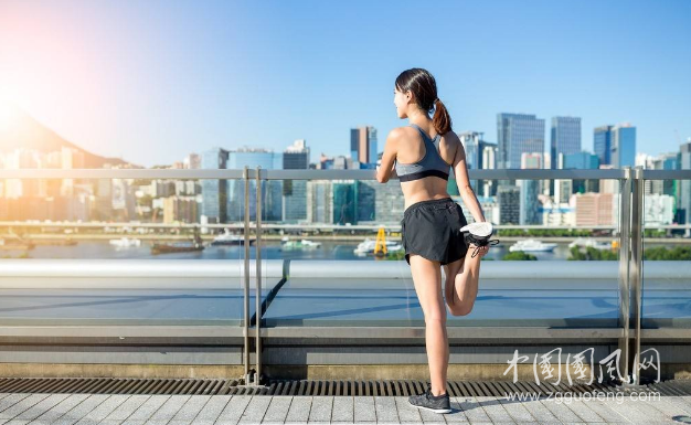 女人的8个排毒养颜妙方