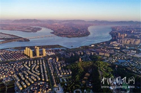 下载 (1).jpg
