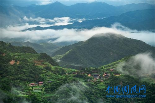 天姥山.jpg
