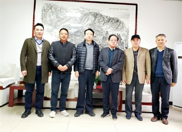  徐文选慰問西安（淮北）商会会员单位