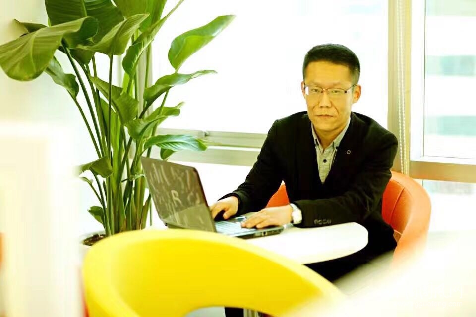 我是人间惆怅客，志刚心事有谁知