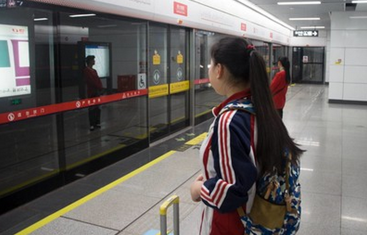 爱情是一种青春的病毒