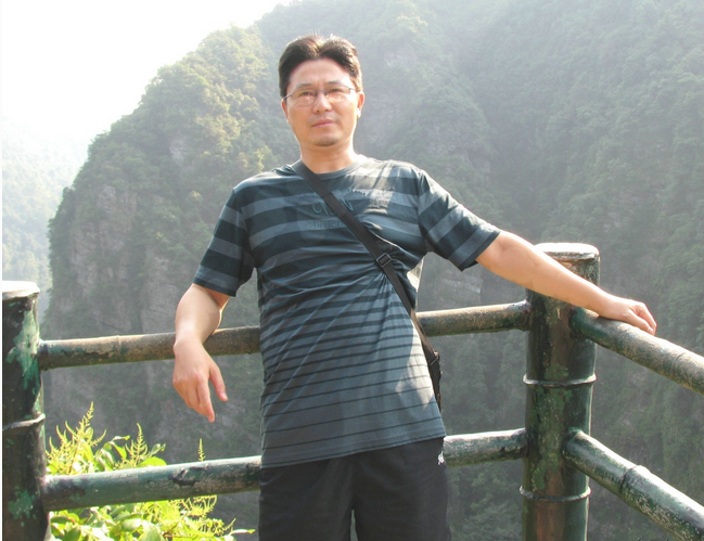 龙介池书法作品