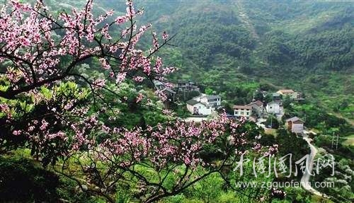 新雨后那个村庄
