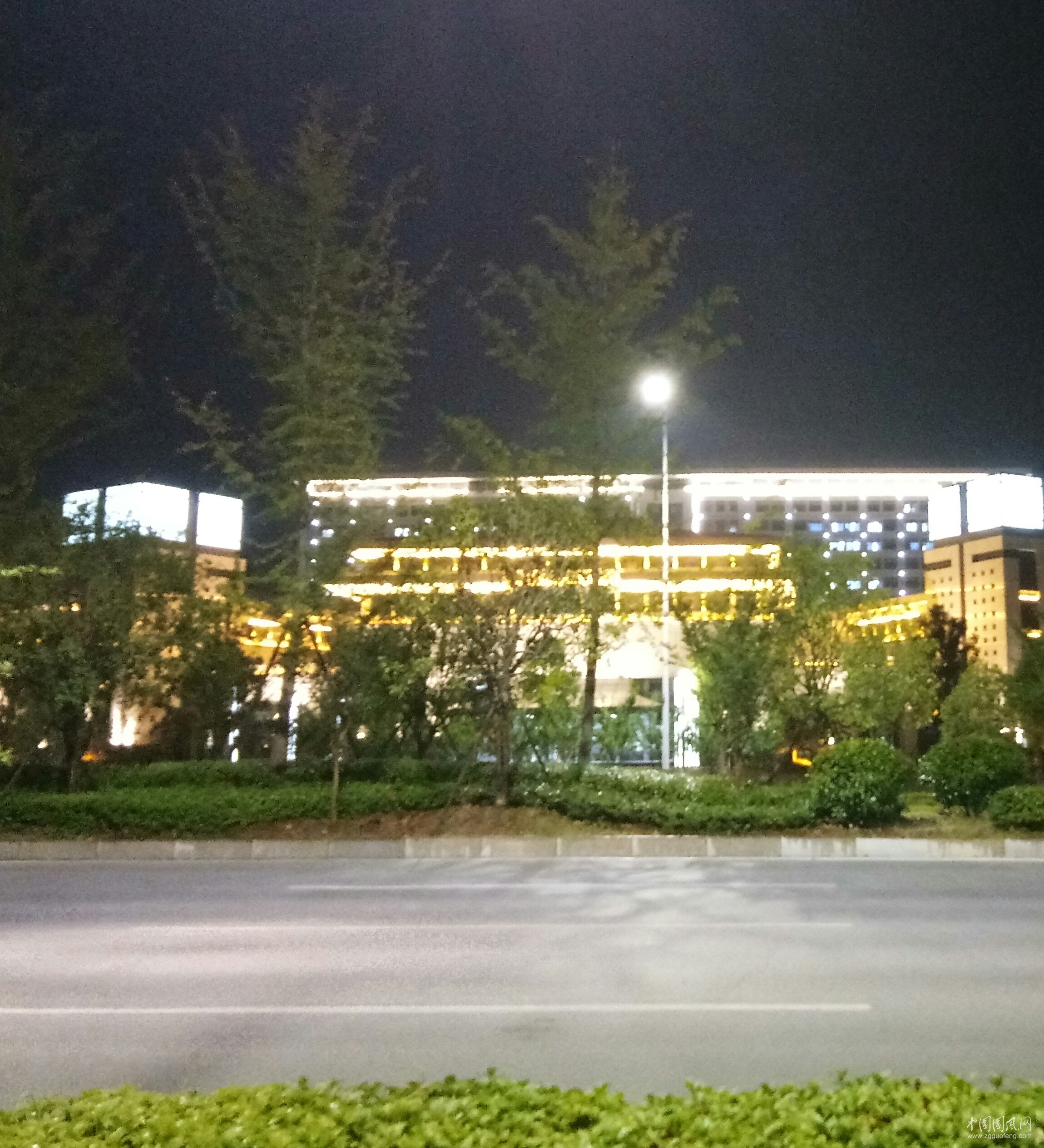 夜晚的时候